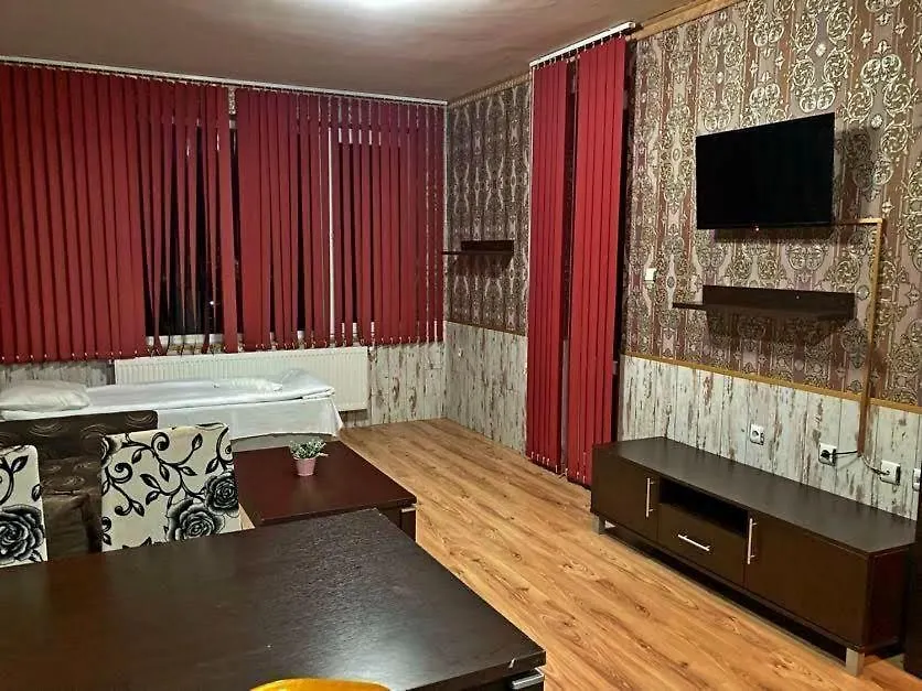 Polaris Inn Apartments 반스코 0*,