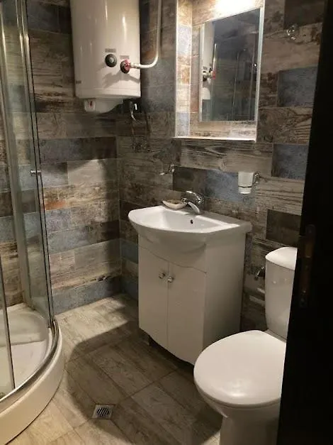 Polaris Inn Apartments 반스코